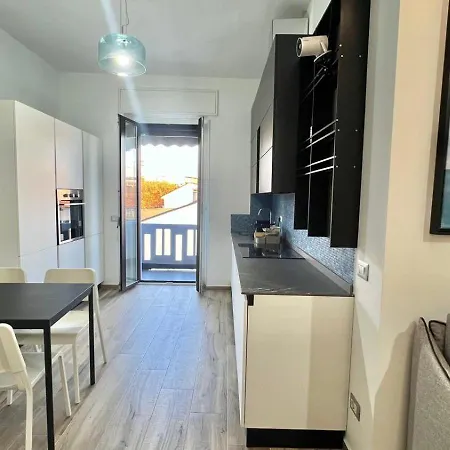 Torelli Home, Moderno E Confortevole, Nel Cuore Della Citta Di Milano, Con Balcone Esterno Vista Garibaldi Milánó